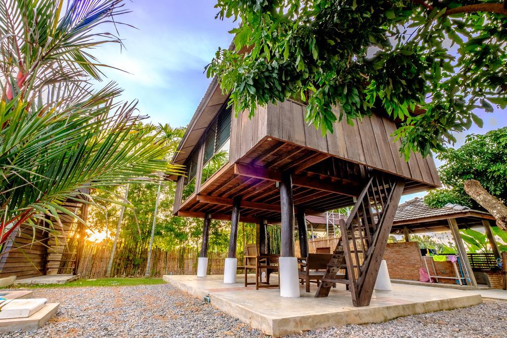 Banyen Villa Ban Ban San Sai Habitación foto