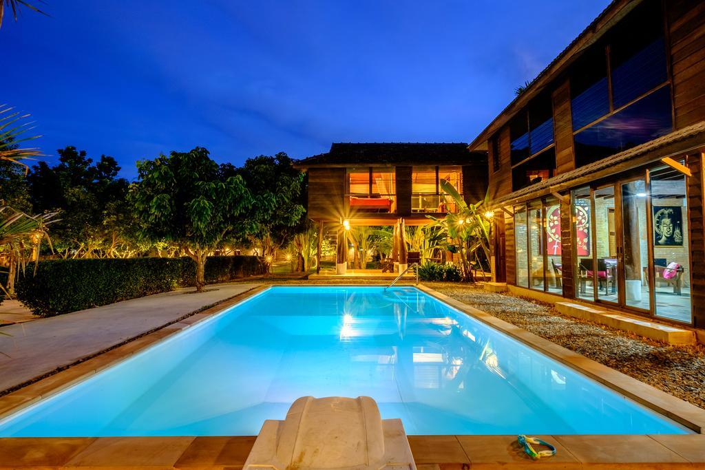 Banyen Villa Ban Ban San Sai Habitación foto